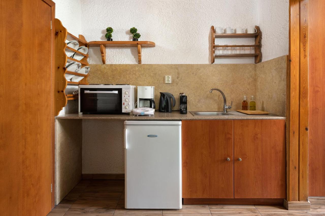 קולימביה Elefteria Apts & Suites מראה חיצוני תמונה