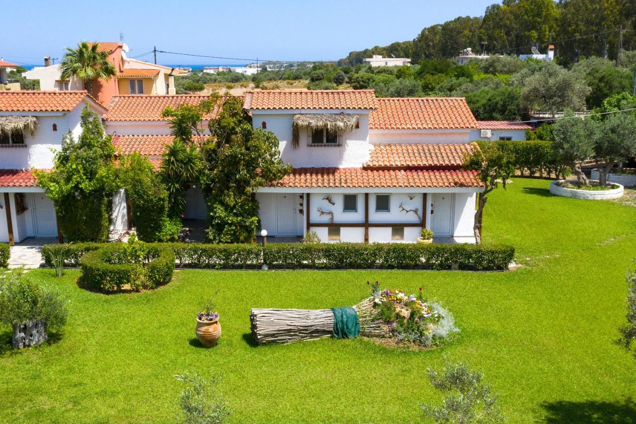 קולימביה Elefteria Apts & Suites מראה חיצוני תמונה
