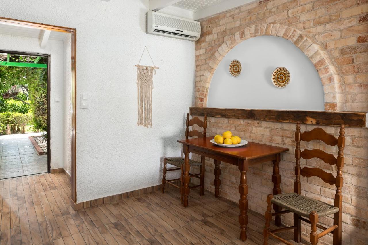 קולימביה Elefteria Apts & Suites מראה חיצוני תמונה