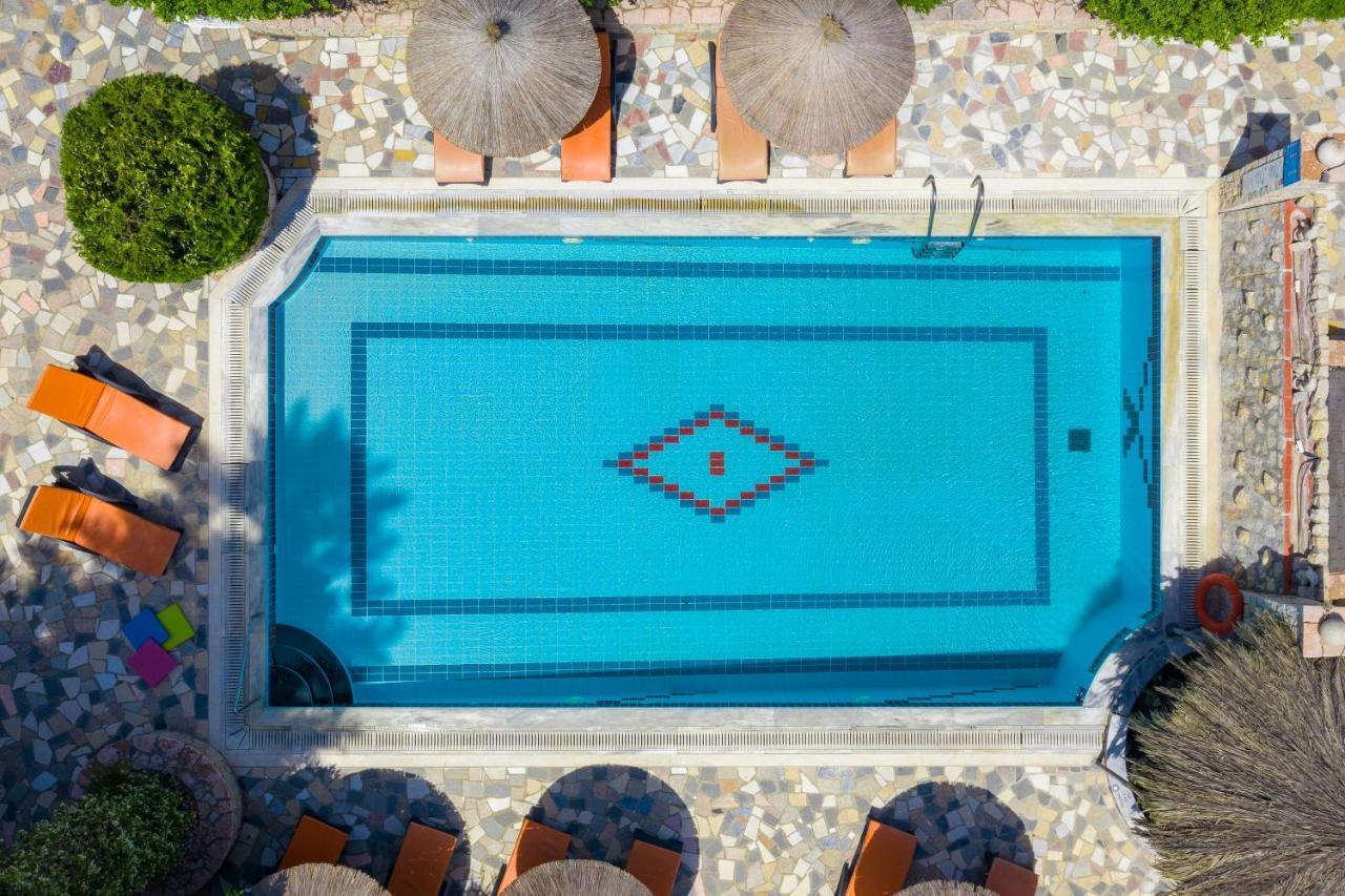 קולימביה Elefteria Apts & Suites מראה חיצוני תמונה