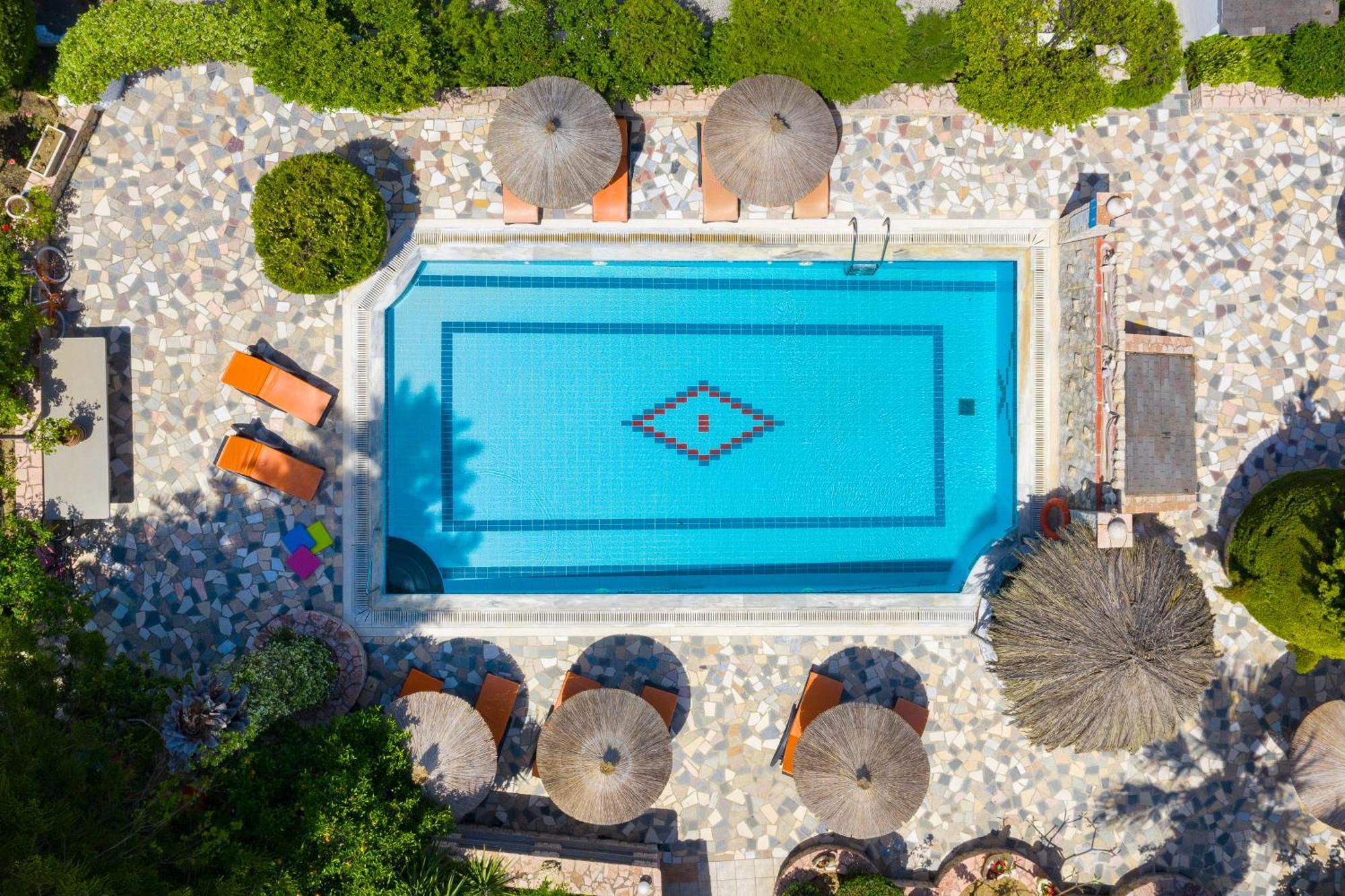קולימביה Elefteria Apts & Suites מראה חיצוני תמונה