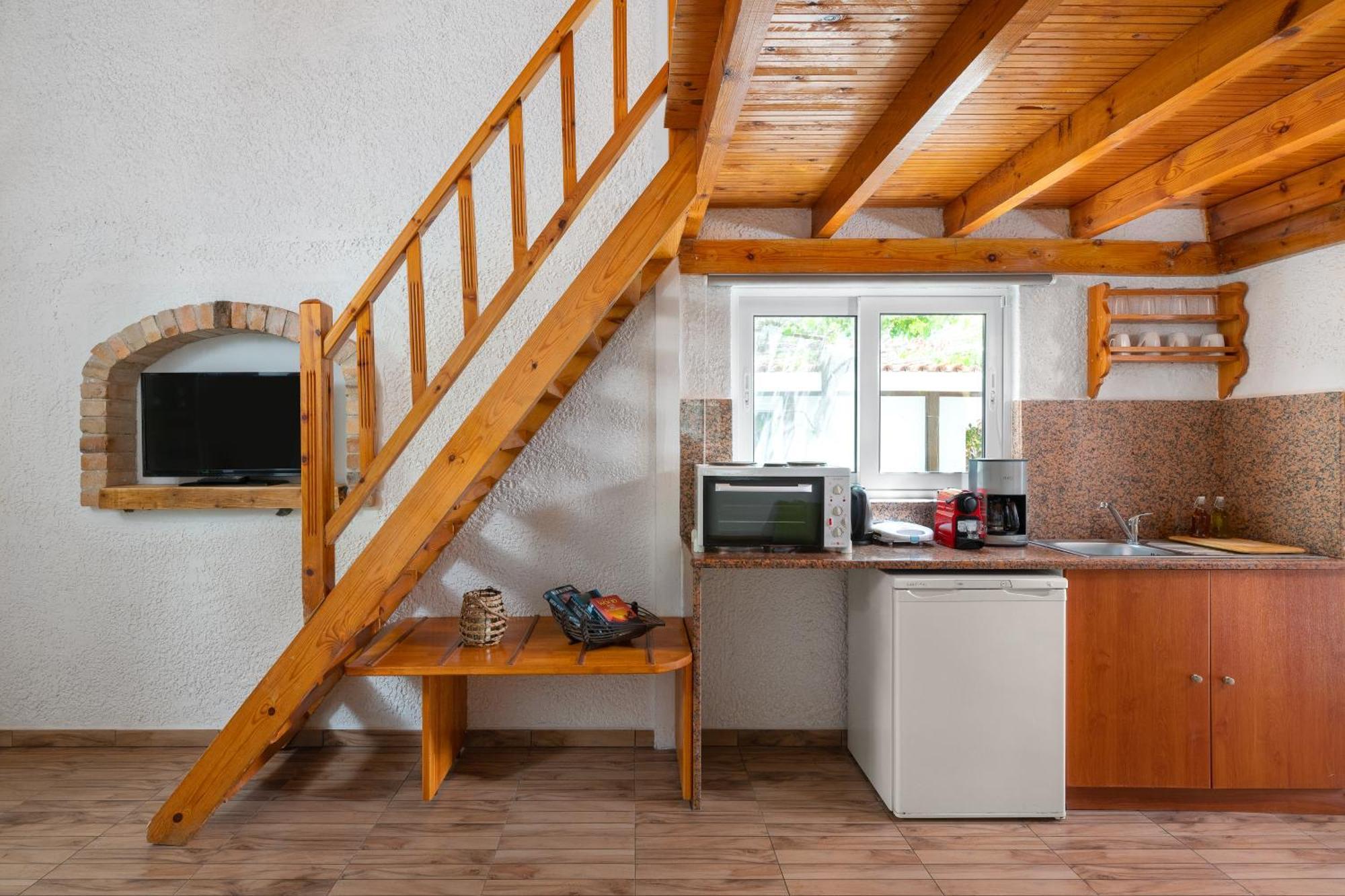 קולימביה Elefteria Apts & Suites מראה חיצוני תמונה