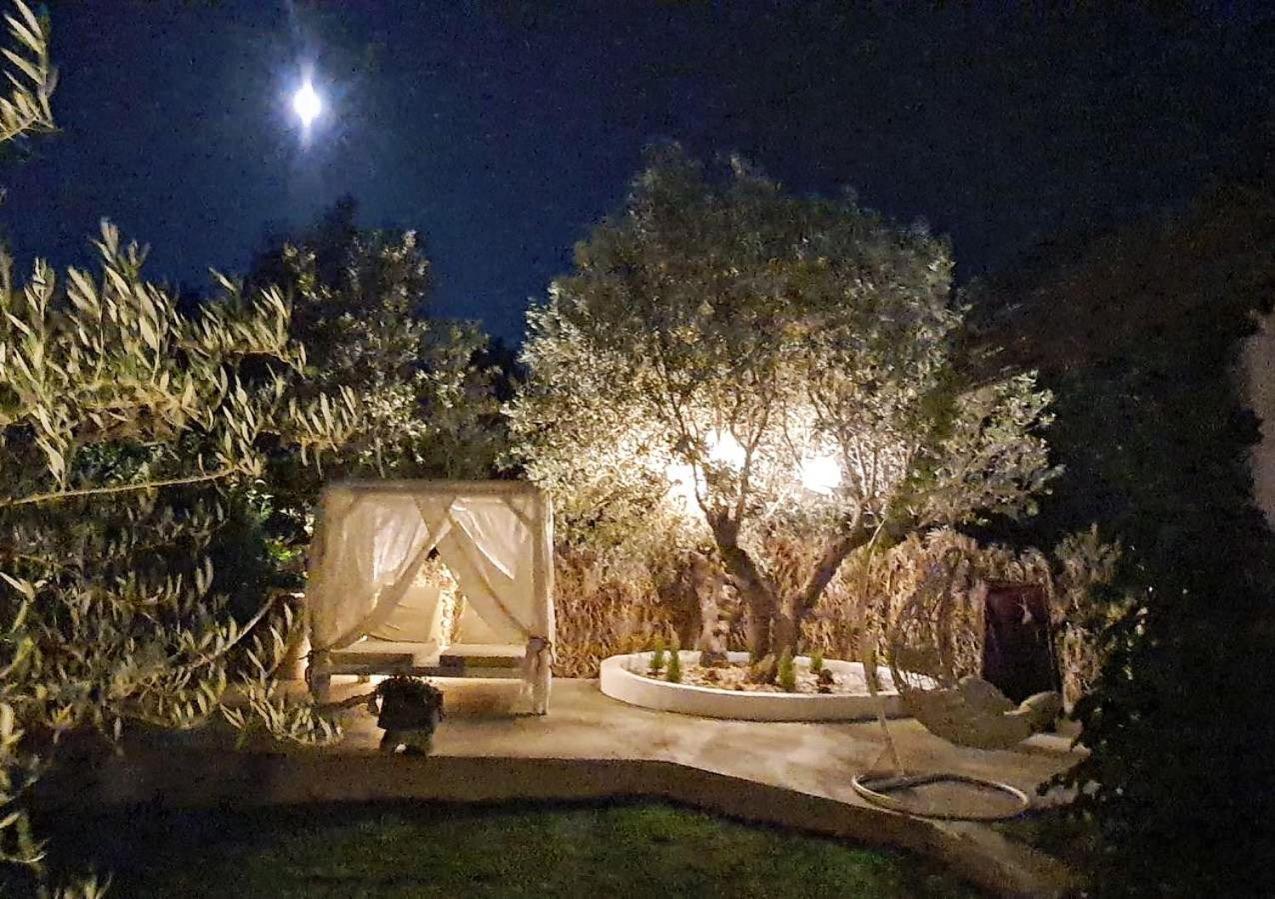קולימביה Elefteria Apts & Suites מראה חיצוני תמונה