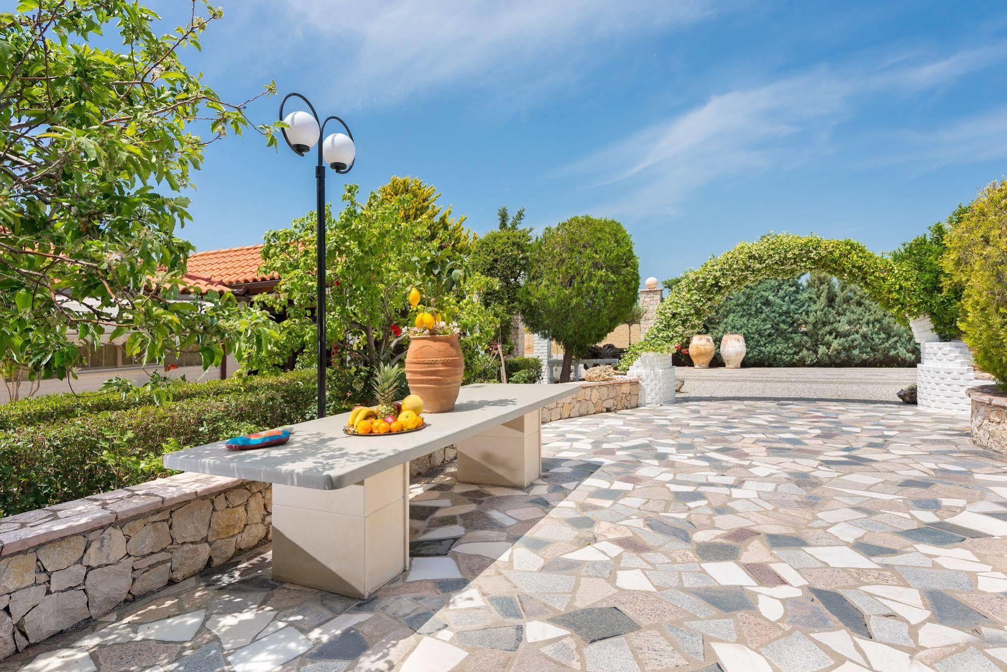 קולימביה Elefteria Apts & Suites מראה חיצוני תמונה